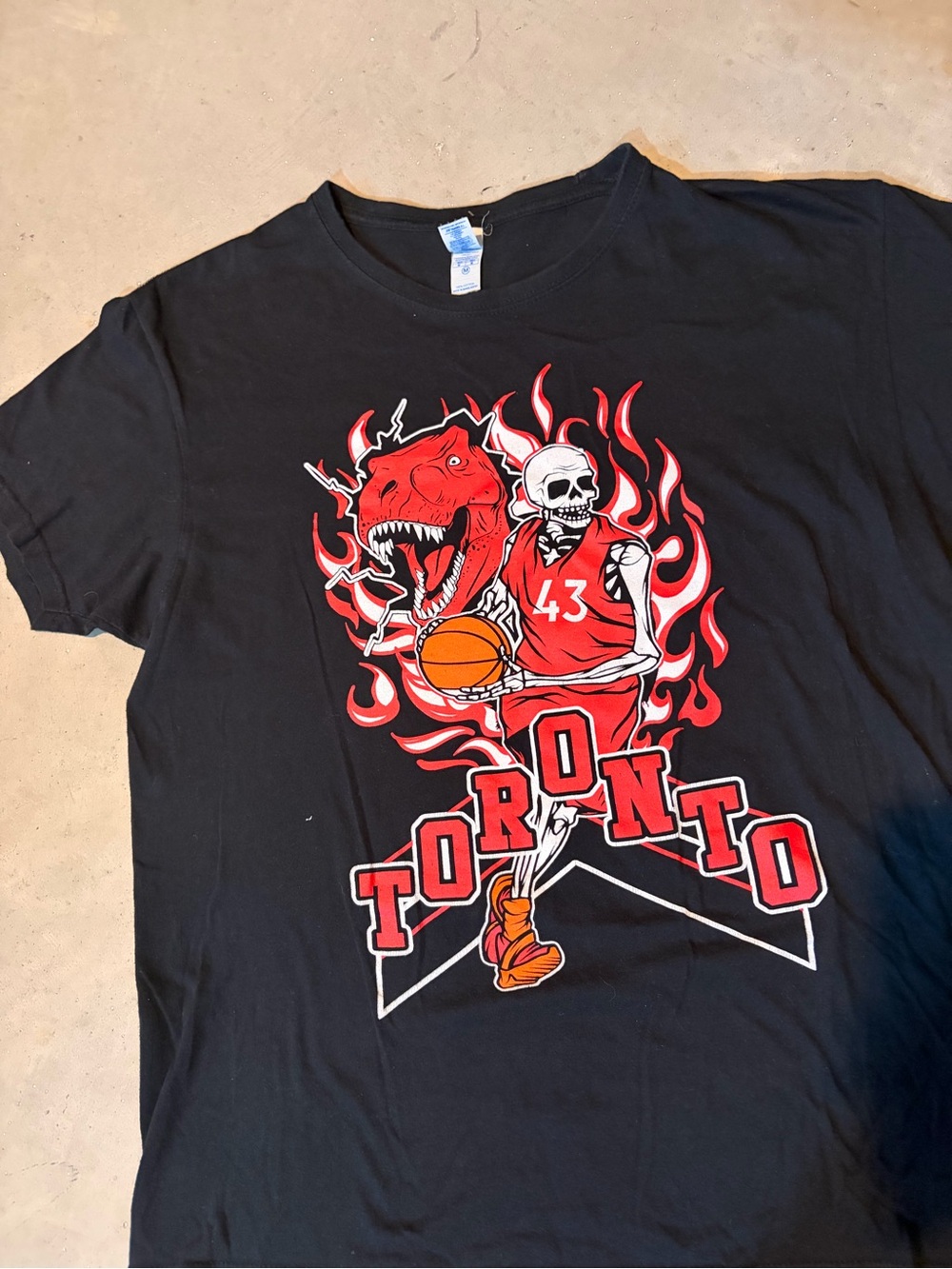 Toronto Raptors T Shirt Meduim